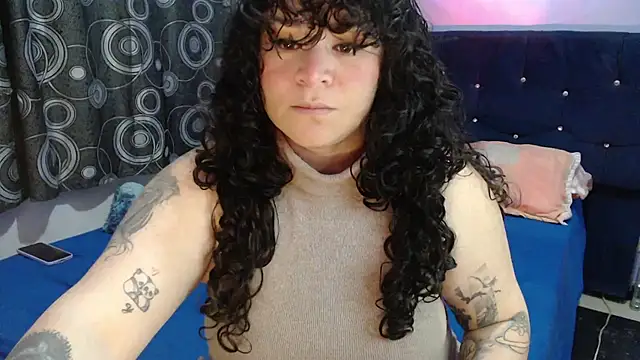 ANGELIQUE KLANE online show from 02/14/26, 05:37