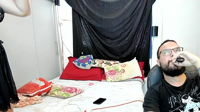 Snapshot of sgmr chatting on 01/22/25, 07:45 sgmr online show from 01/22/25, 07:45
