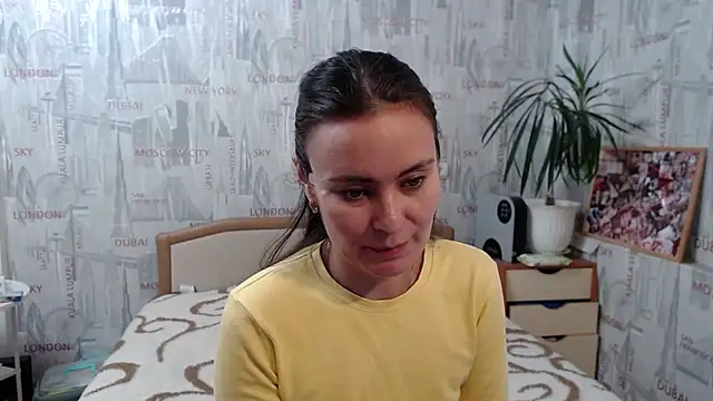 GinaQSoul online show from 10/11/25, 09:52