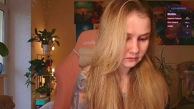 GoodWitch  online show from 10/04/25, 08:23