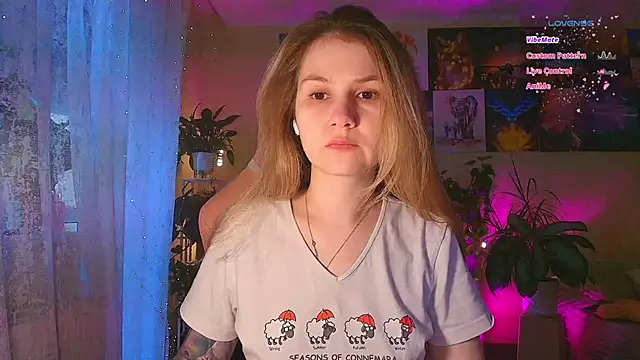 GoodWitch  online show from 11/22/25, 07:51