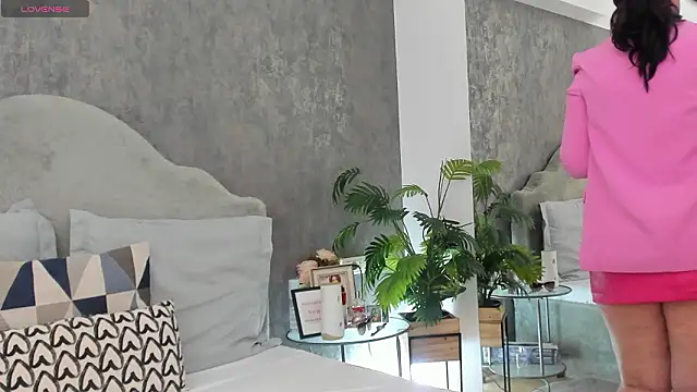 LisaCroft online show from 03/09/26, 09:46