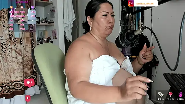 Brenda Berck  online show from 03/11/25, 06:52