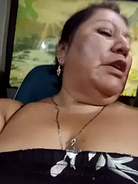 Brenda Berck  online show from 12/03/25, 12:40