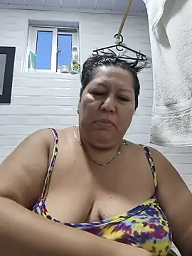 Snapshot of Brenda_Berck_ chatting on 06/15/26, 01:13 Brenda Berck online show from 06/15/26, 01:13