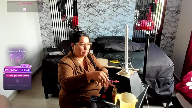 Snapshot of Brenda_Berck_ chatting on 07/23/26, 04:38 Brenda Berck online show from 07/23/26, 04:38