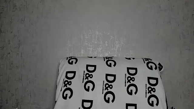 MissGulia online show from 09/29/25, 09:30