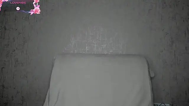MissGulia online show from 05/09/26, 04:17