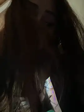 Snapshot of Kira_tattoo chatting on 12/13/24, 06:05 Kira tattoo online show from 12/13/24, 06:05