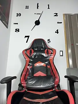 miapichxs online show from 10/11/25, 04:01