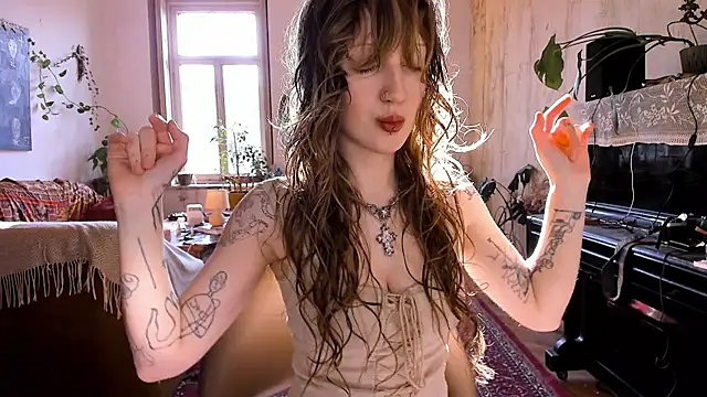 Snapshot of Miranda2_0 chatting on 12/22/24, 06:49 Miranda2 0 online show from 12/22/24, 06:49