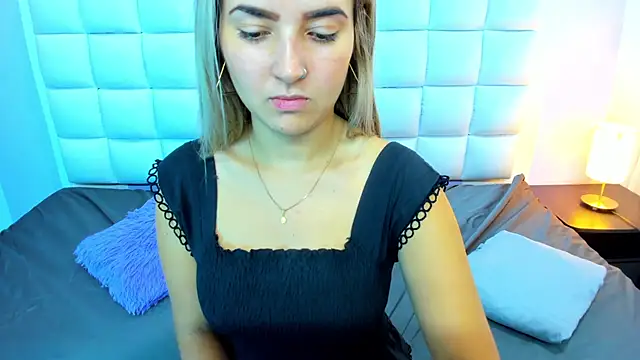 teresasroom  online show from 10/21/25, 02:29