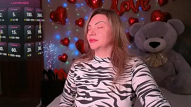 KristiOwen online show from 03/26/26, 02:06