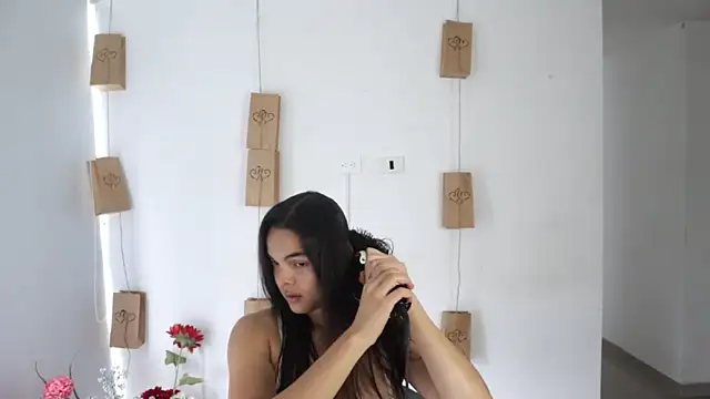  Vahos  online show from 02/12/25, 05:48