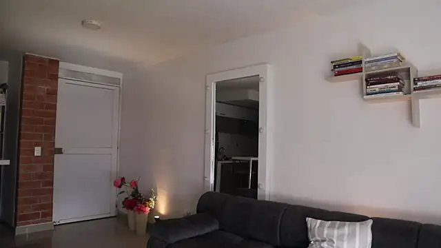  Vahos  online show from 11/09/25, 05:00