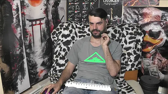 00george online show from 04/24/26, 07:11