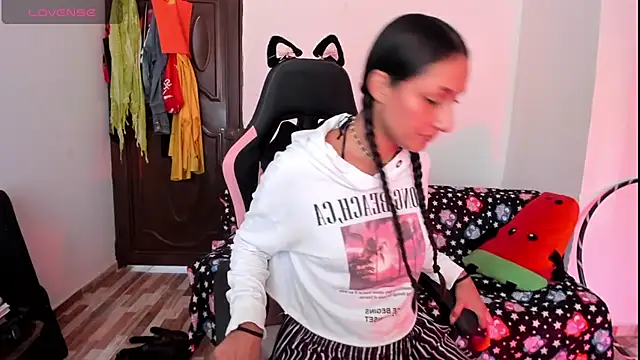 Snapshot of adrena_10 chatting on 02/13/26, 06:59 adrena 10 online show from 02/13/26, 06:59