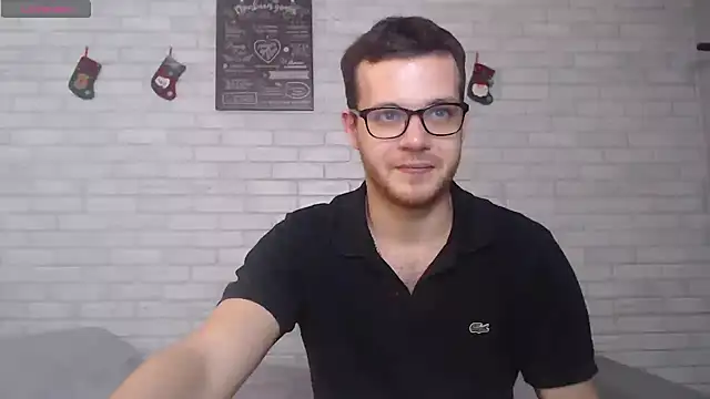 Snapshot of Alexxx_horny chatting on 01/04/25, 05:26 Alexxx horny online show from 01/04/25, 05:26