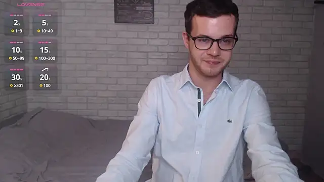 Snapshot of Alexxx_horny chatting on 01/10/25, 06:49 Alexxx horny online show from 01/10/25, 06:49