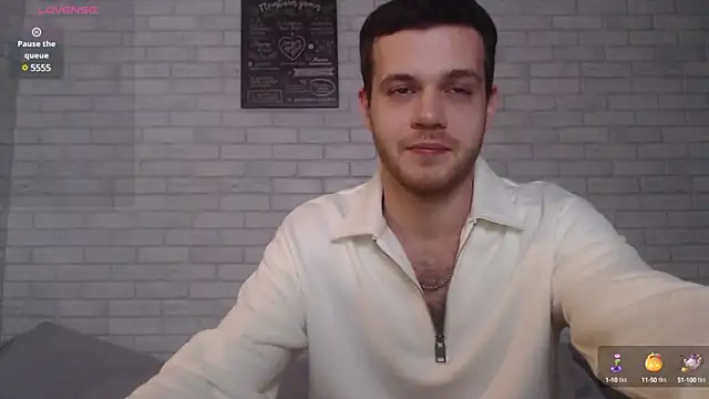 Snapshot of Alexxx_horny chatting on 01/11/25, 09:57 Alexxx horny online show from 01/11/25, 09:57