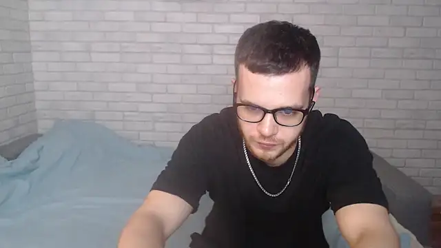 Snapshot of Alexxx_horny chatting on 02/12/25, 06:09 Alexxx horny online show from 02/12/25, 06:09