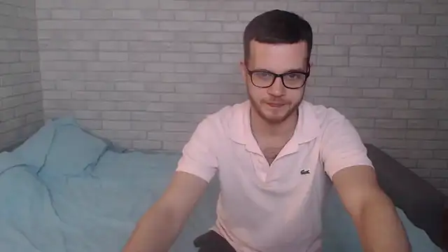 Snapshot of Alexxx_horny chatting on 02/14/25, 03:15 Alexxx horny online show from 02/14/25, 03:15