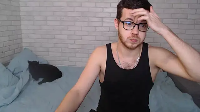 Snapshot of Alexxx_horny chatting on 03/17/25, 05:38 Alexxx horny online show from 03/17/25, 05:38