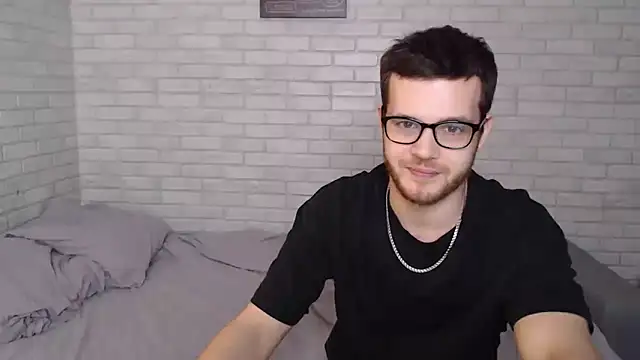 Snapshot of Alexxx_horny chatting on 03/22/25, 04:47 Alexxx horny online show from 03/22/25, 04:47