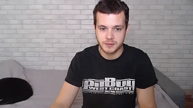 Snapshot of Alexxx_horny chatting on 10/06/25, 08:23 Alexxx horny online show from 10/06/25, 08:23