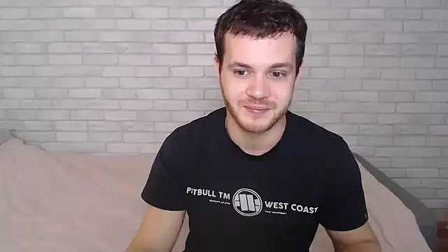 Snapshot of Alexxx_horny chatting on 10/23/25, 08:57 Alexxx horny online show from 10/23/25, 08:57