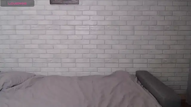 Snapshot of Alexxx_horny chatting on 12/01/25, 03:44 Alexxx horny online show from 12/01/25, 03:44