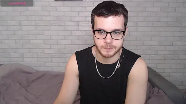 Snapshot of Alexxx_horny chatting on 02/17/26, 07:27 Alexxx horny online show from 02/17/26, 07:27