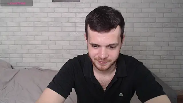 Snapshot of Alexxx_horny chatting on 07/28/26, 02:46 Alexxx horny online show from 07/28/26, 02:46