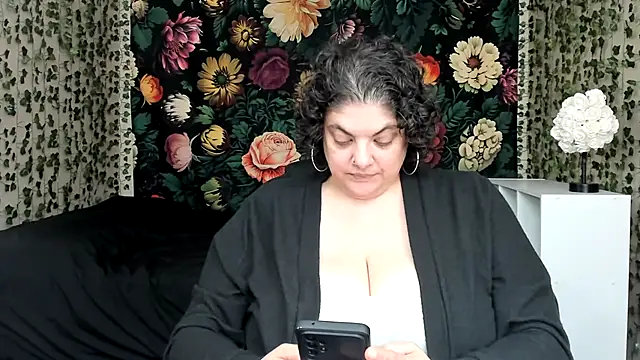 Exotic-Melons online show from 04/08/26, 06:08