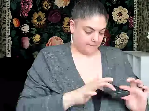 Snapshot of Exotic-Melons chatting on 04/29/26, 10:27 Exotic-Melons online show from 04/29/26, 10:27