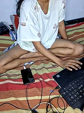 preya6 online show from 04/23/26, 06:21