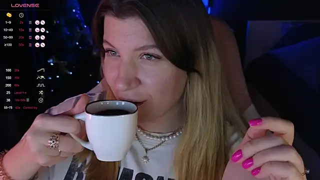 Snapshot of Fairy__Sofia chatting on 12/29/24, 10:57 Fairy Sofia online show from 12/29/24, 10:57