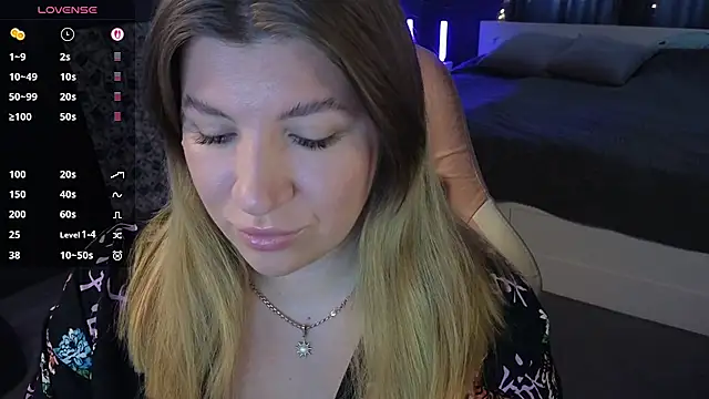 Snapshot of Fairy__Sofia chatting on 02/25/25, 08:36 Fairy Sofia online show from 02/25/25, 08:36