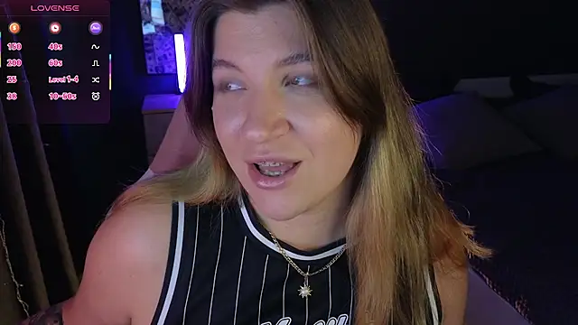 Snapshot of Fairy__Sofia chatting on 03/10/25, 11:32 Fairy Sofia online show from 03/10/25, 11:32