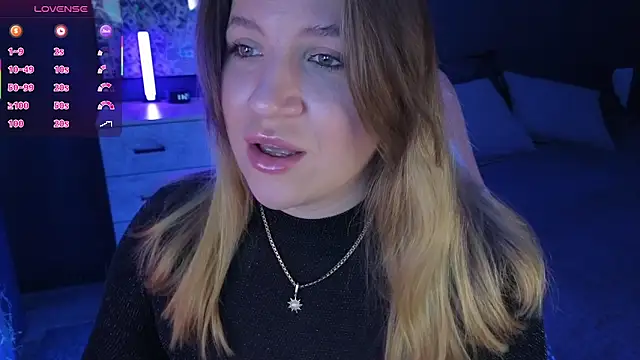 Snapshot of Fairy__Sofia chatting on 03/19/25, 08:23 Fairy Sofia online show from 03/19/25, 08:23