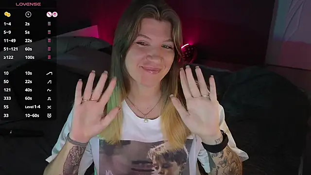 Snapshot of Fairy__Sofia chatting on 09/18/25, 08:27 Fairy Sofia online show from 09/18/25, 08:27