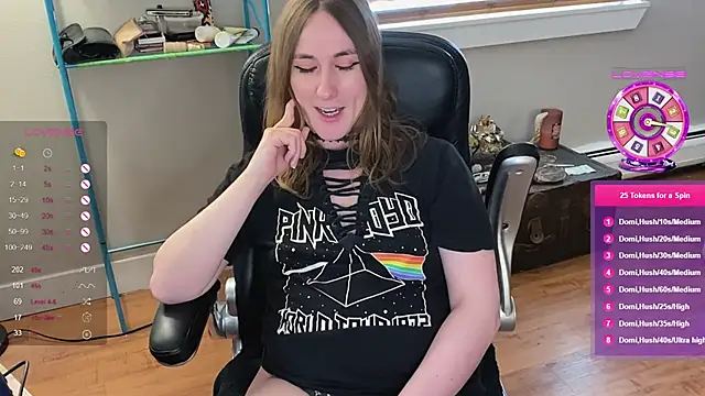 luluvaladon online show from 02/13/25, 10:11