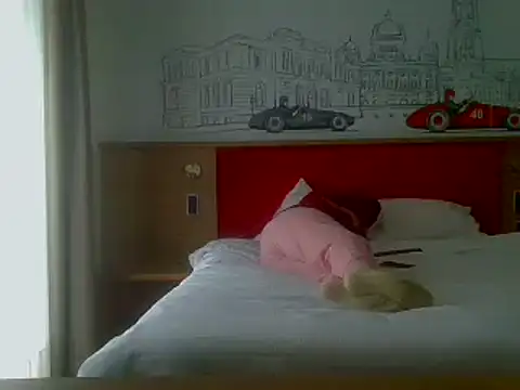 luanadigarda online show from 02/06/25, 12:26