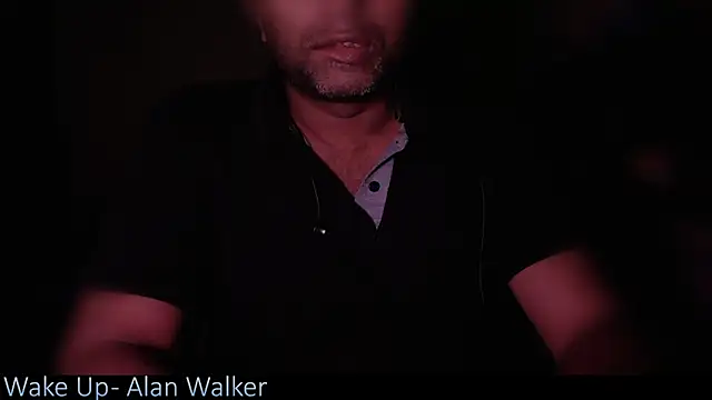 Snapshot of _x_rated_ chatting on 03/15/25, 04:10 x rated online show from 03/15/25, 04:10