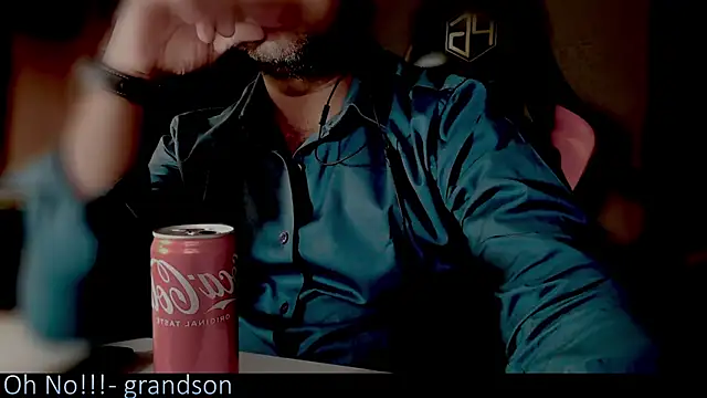 Snapshot of _x_rated_ chatting on 10/21/25, 06:41 x rated online show from 10/21/25, 06:41