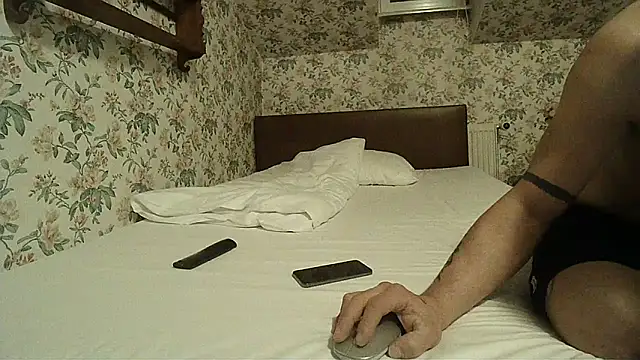 NiceHunter89 online show from 03/27/26, 06:40