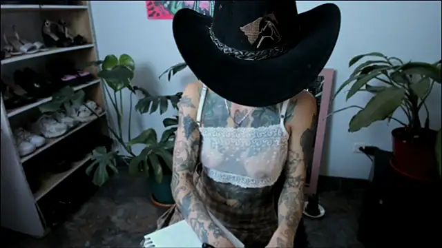 Snapshot of handipandapok chatting on 02/14/25, 09:10 handipandapok online show from 02/14/25, 09:10