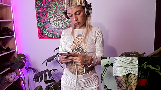 Snapshot of handipandapok chatting on 02/25/25, 11:11 handipandapok online show from 02/25/25, 11:11