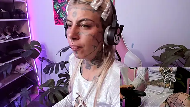 Snapshot of handipandapok chatting on 02/26/25, 03:10 handipandapok online show from 02/26/25, 03:10