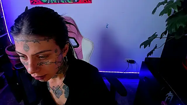 Snapshot of handipandapok chatting on 11/05/25, 10:32 handipandapok online show from 11/05/25, 10:32